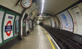 Λονδίνο: Ύποπτα πακέτα σε σταθμό μετρό κοντά στο αεροδρόμιο