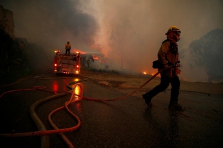 Καίγεται η Καλιφόρνια - Ανεβαίνει ο αριθμός των νεκρών