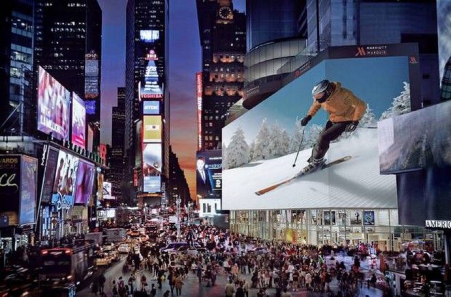 Στην  Times Square ανοίγει η μεγαλύτερη ψηφιακή οθόνη στον κόσμο