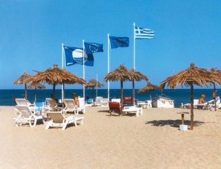 Γαλάζιες Σημαίες: Αυτές είναι οι 430 παραλίες που πήραν &quot;Γαλάζια Σημαία&quot;