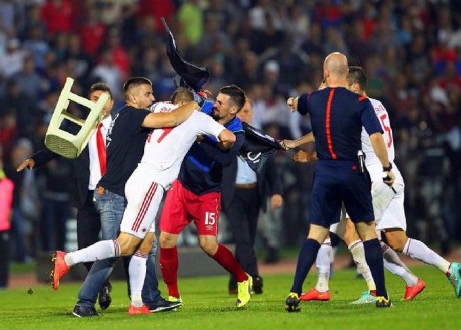 Τρομερά επεισόδια στο ποδόσφαιρο για τη &quot;Μεγάλη Αλβανία&quot;