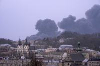 Πόλεμος στην Ουκρανία: Υπό πολιορκία παραμένει το Κίεβο – Πάνω από μισό τρισ. ευρώ το κόστος για τη χώρα