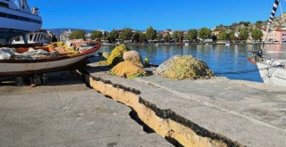Ζάκυνθος: Καθίζηση στο λιμάνι  - Γλίτωσε τις μεγάλες ζημιές