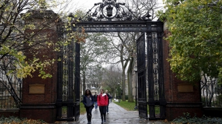 ΗΠΑ: Εύποροι γονείς αγόραζαν θέσεις σε πανεπιστήμια της ελίτ