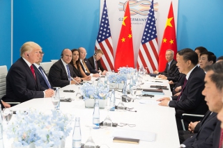 Ξεκινάνε οι εμπορικές διαπραγματεύσεις ΗΠΑ - Κίνας