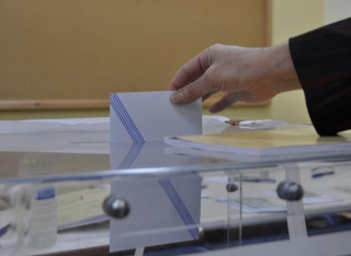 Υπερψηφίστηκε νομοσχέδιο που διευκολύνει την ψήφο των Αποδήμων στις Ευρωεκλογές