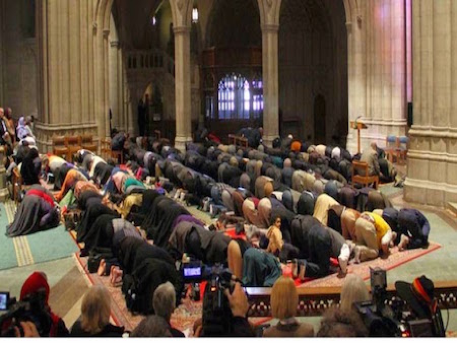 Τέλεσαν μουσουλμανική τελετή στον καθεδρικό ναό της Ουάσιγκτον!
