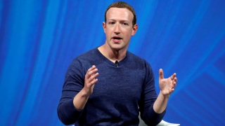 Νέο σκάνδαλο Facebook: Έδωσε σε 150 εταιρείες πρόσβαση στα μηνύματα χρηστών