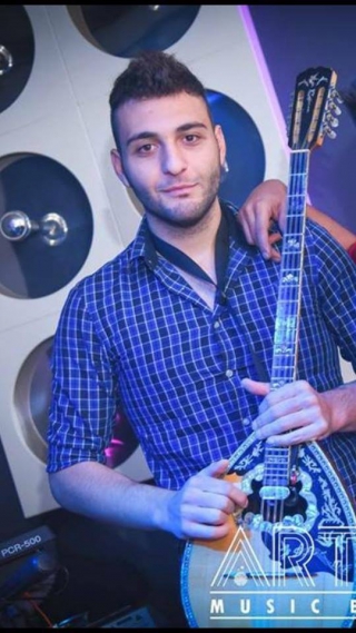 Γιώργος Αποστολίδης: Μοναδικό προνόμιο να παίζεις μουσική στην Ελληνική ομογένεια!