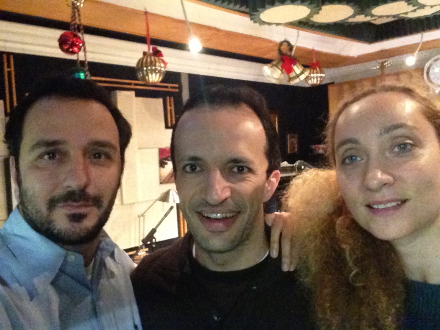 Ηχητικό: &quot;Η βασιλοπούλα πάει στον πόλεμο&quot; ...αλλά και στον Hellas FM!