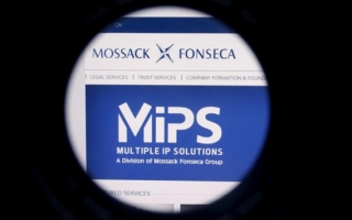 EΞΕΛΙΞΕΙΣ&#039; Panama Papers: “Καίει” κόσμο το σκάνδαλο του αιώνα! Ηγέτες κρατών και σταρς του ποδοσφαίρου τρέχουν και δεν φτάνουν – Οι 3 Έλληνες στη λίστα “φωτιά&quot;