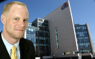 ΘΡΙΛΕΡ: Νεκρός στη μπανιέρα ο risk manager της Citi