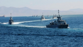 Αρχηγός ΓΕΝ: Κάθε βράδυ γίνεται... πόλεμος στο Αιγαίο