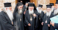 Ιεραρχία: Οι μητροπολίτες δεν δεχονται μισθοδοσία εκτός Δημοσίου