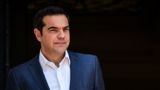 Οι παροχές του Τσίπρα στην ύστατη προσπάθεια πριν την κάλπη