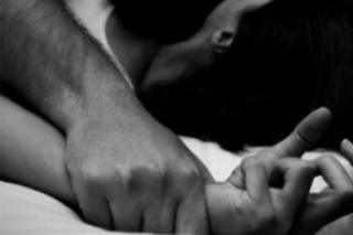 Θεσσαλονίκη: 30χρονος Αλβανός βίασε τη μητέρα του