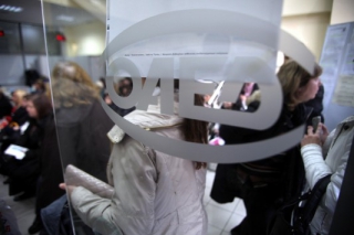 Ανεργία: Μειώθηκε τον Φεβρουάριο αλλά είμαστε ακόμη &quot;πρωταθλητές&quot;