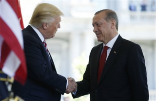 Τραμπ: O Ερντογάν έχει γίνει φίλος μου