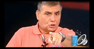 Γιώργος Τράγκας: Ο Μέγας Αλέξανδρος είναι θυμωμένος και θα εκδικηθεί &quot;Τον Τσίπρα θα τον στοιχειώνουν τα φαντάσματα των Μακεδονομάχων - Το &quot;παλικάρι&quot; κάνει ο,τι του λένε&quot;