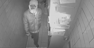 Διάρρηξη στο ομογενειακής ιδιοκτησίας OASIS CAFE - Δημοσιοποιήθηκε φωτογραφία του δράστη