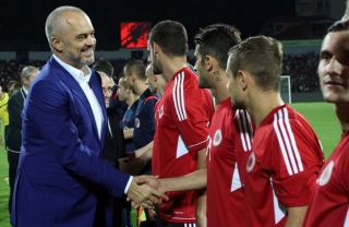 Έντι Ράμα: &quot;Εφιάλτης της Σερβίας η Μεγάλη Αλβανία&quot;