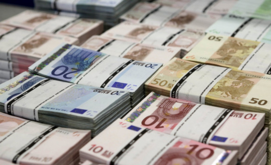 SOS! Νέα μείωση των καταθέσεων το Φεβρουάριο - Στο &quot;κόκκινο&quot; η χρηματοδότηση της οικονομίας
