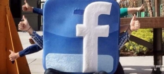 Το Facebook θα σβήσει όλες τις παλιές σας φωτογραφίες -Στις 7 Ιουλίου
