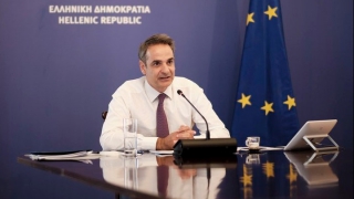 Τηλεδιάσκεψη υπό τον πρωθυπουργό τη Δευτέρα για τον κορονοϊό