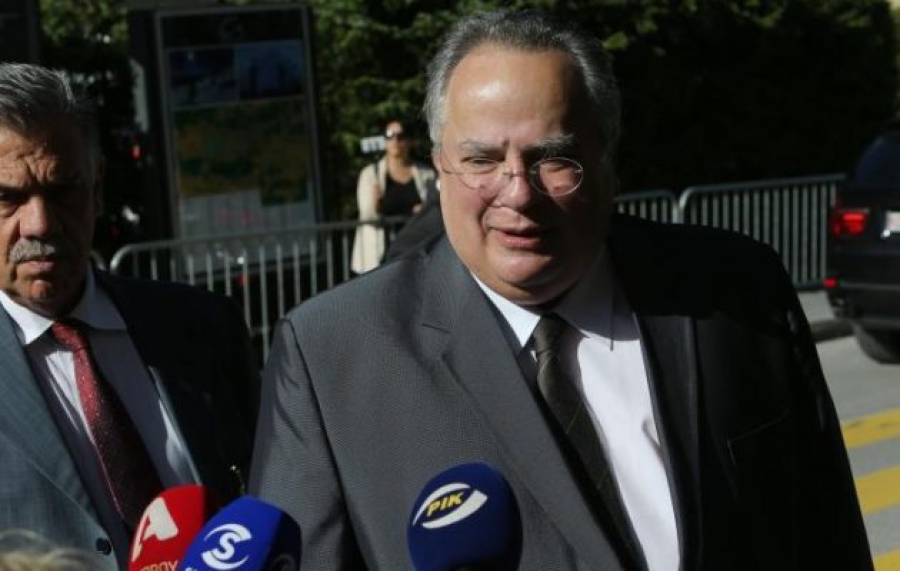 Νέα «τάπα» (τη λες και «φάπα») Κοτζιά σε Τσαβούσογλου – Γιατί έκανε τον χαιρετισμό των Γκρίζων Λύκων