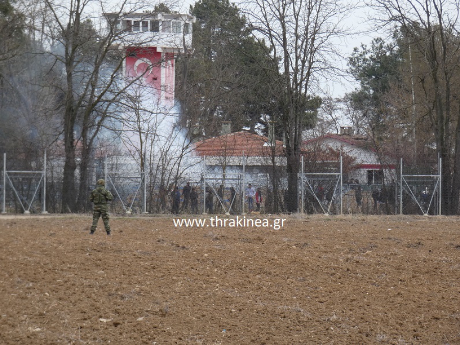 Ένας ακρίτης της πρώτης γραμμής απαντά στην Έλενα Ακρίτα