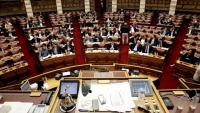 Βουλή: Εγκρίθηκαν οι ΠΝΠ με τα μέτρα κατά της διασποράς και διάδοσης του κορονοϊού