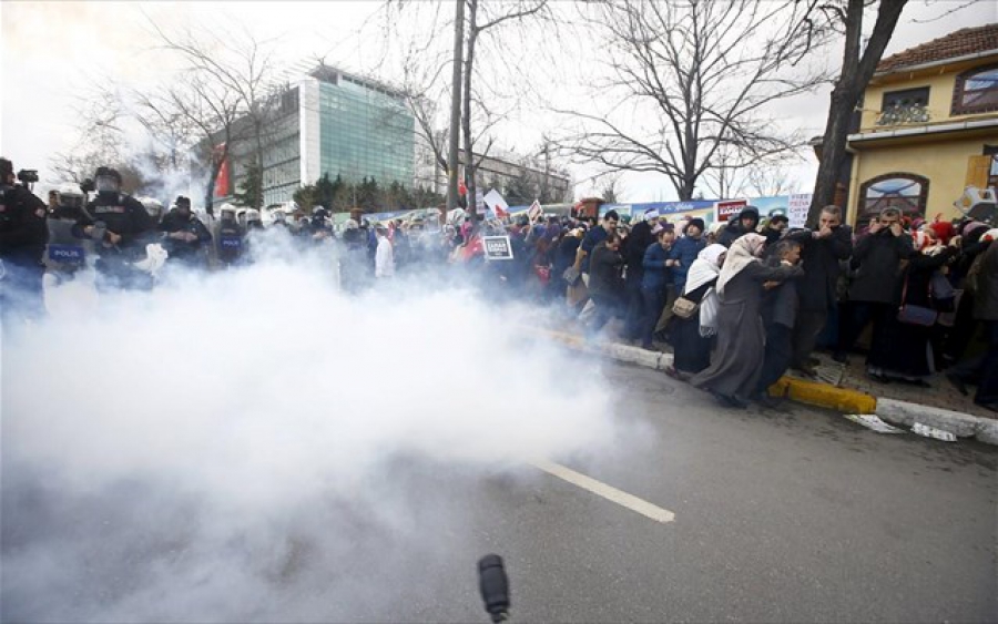 ΣΟΚ! Τρία εκατομμύρια άνθρωποι στην Τουρκία περιμένουν να έρθουν στα ελληνικά νησιά! Η κυνική ομολογία της τουρκικής μαφίας κι ο τιμοκατάλογος