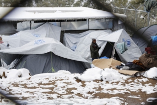 &quot;Κατηγορώ&quot; Κομισιόν για τους πρόσφυγες: Η κατάσταση είναι ανεπαρκής