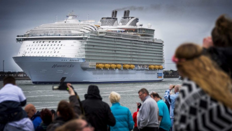 Τραγωδία στο μεγαλύτερο κρουαζιερόπλοιο του κόσμου! Ένας νεκρός - Χαροπαλεύουν 2 από τους τραυματίες
